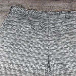 PGA Tour Men's Golf Shorts Polyester Size 40 EUC
